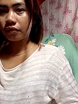 แชท XXX สดของ Cutie_body11