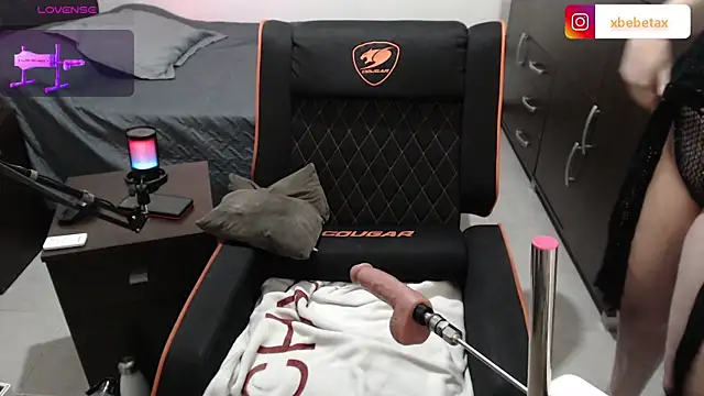 xxbbtaa's Webcam Show