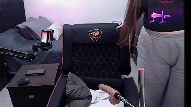 xxbbtaa Шоу с уебкамера