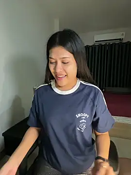 NaughtyKK_'s Live XXX Chat