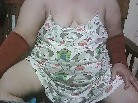 bigmommaxxx81n Live XXX chat