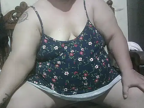 bigmommaxxx81のライブXXXチャット