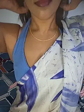 naughtyjaanuのウェブカメラショー