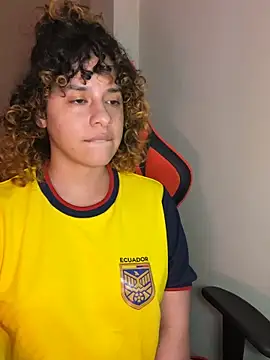 Chat +18 de HUMANXTHING ao vivo