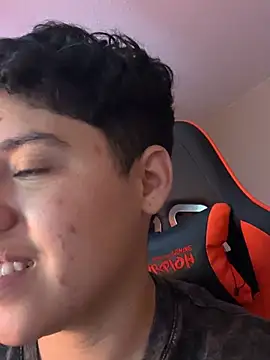 Chat +18 de HUMANXTHING ao vivo