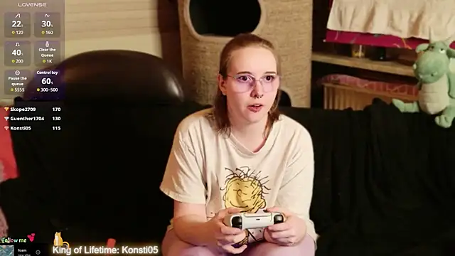 Chat XXX en directo de GamerGirl_Eve
