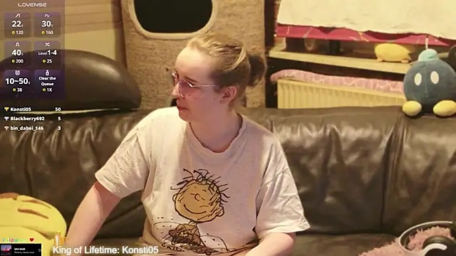 GamerGirl_Eve Шоу с уебкамера