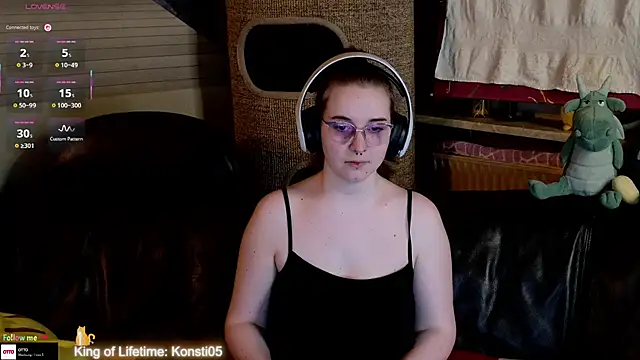 GamerGirl_Eve: διαδικτυακό σόου στην κάμερα