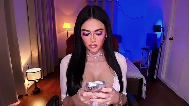 הופעת וובקאם של AnneHartx