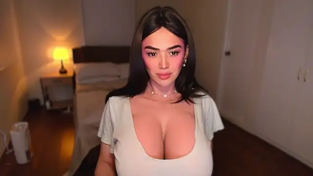 AnneHartx Show in webcam