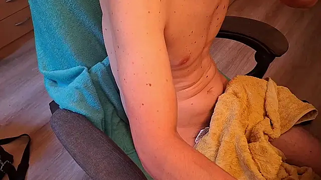Danyell_K287n Webbikameraesitys
