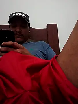 Show de Faelpauzudo13 na webcam
