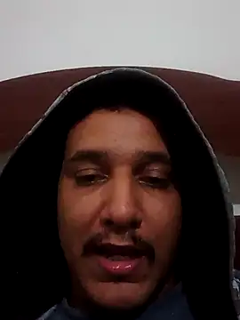 Faelpauzudo13's Live XXX Chat