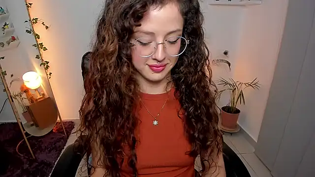 Cassandra_Caiin's Live XXX Chat