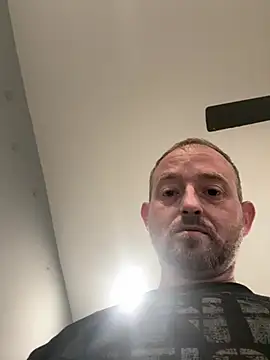 Enjoyedmine Show in webcam