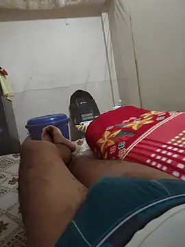 INDIAN_CHEESY-BOSS Adlı Modelin Web Kamerası Şovu