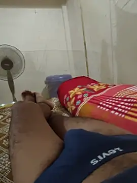 INDIAN_CHEESY-BOSS Show in webcam