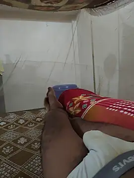 INDIAN_CHEESY-BOSSn Webbikameraesitys