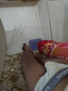 INDIAN_CHEESY-BOSS Show in webcam