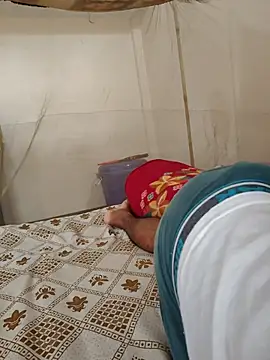 FILTHY_CHEESY_VILLAGER Show in webcam
