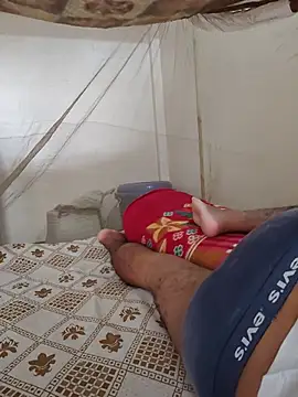 FILTHY_CHEESY_VILLAGER: διαδικτυακό σόου στην κάμερα