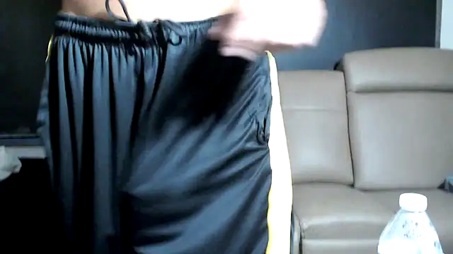 ThickD2C ওয়েবক্যাম শো