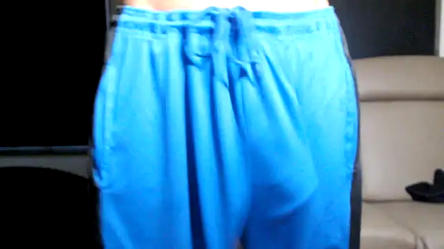 ThickD2C ওয়েবক্যাম শো