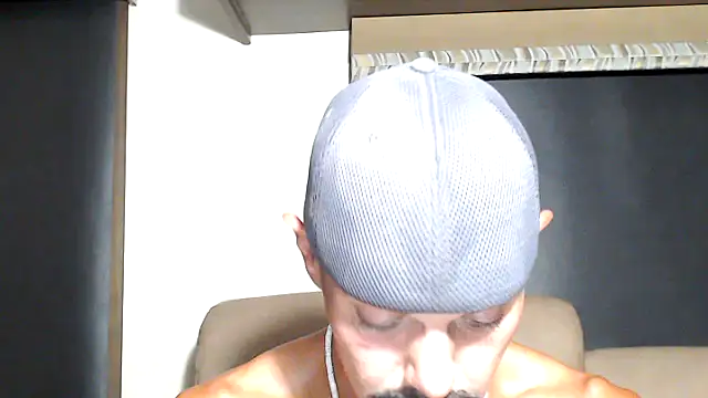ThickD2C Show in webcam