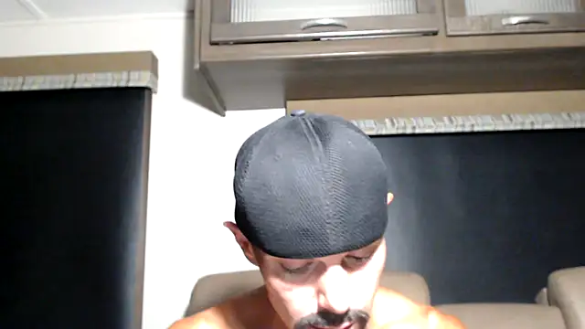 ThickD2C's Webcam Show