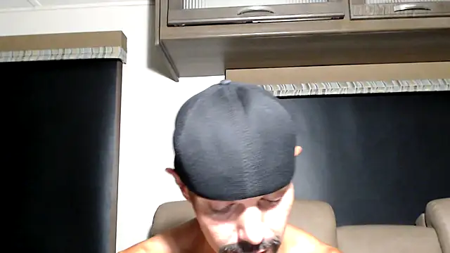 ThickD2C's Webcam Show