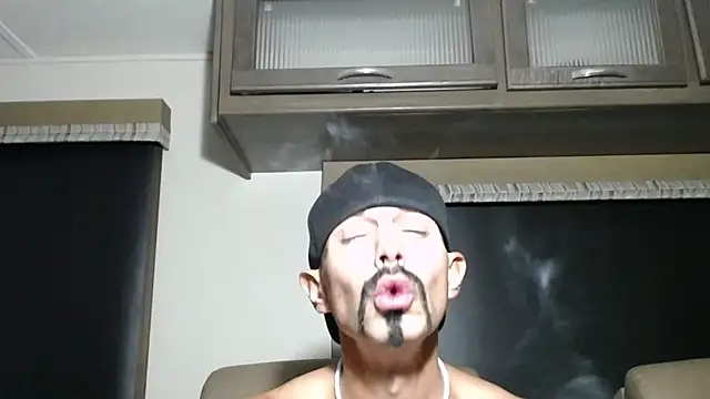 ThickD2C webkamerás műsora