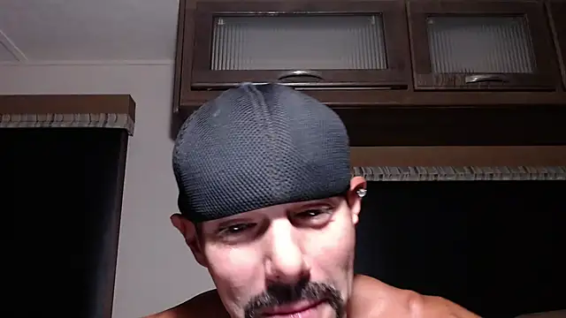Show de ThickD2C na webcam