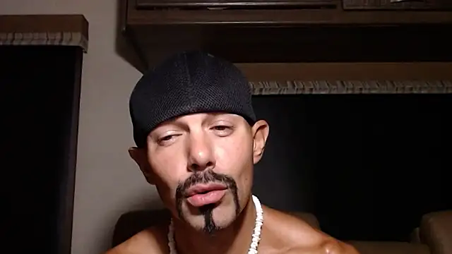 Show modela ThickD2C na web-kameri