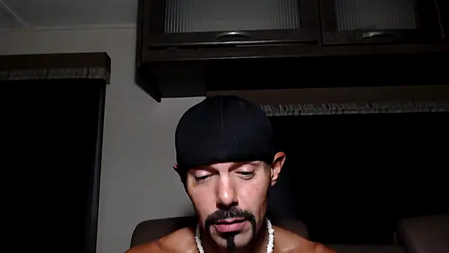 Show modela ThickD2C na web-kameri