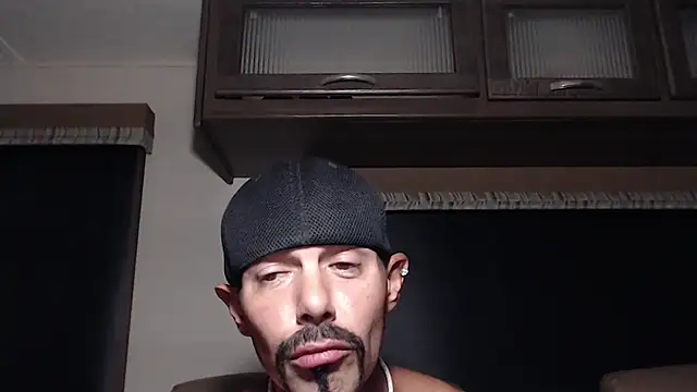 ThickD2C's Webcam Show