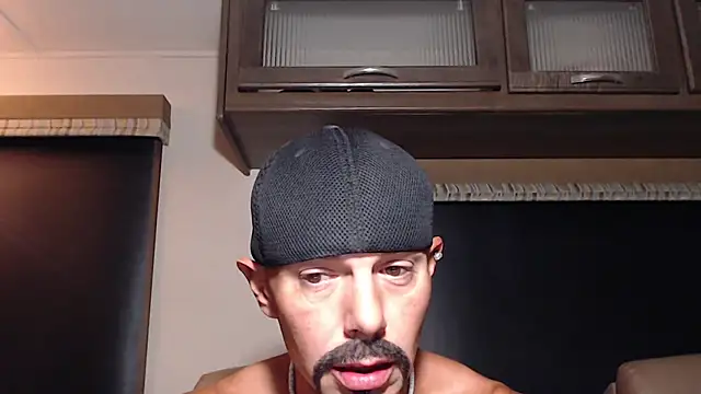ThickD2C 网络视讯表演