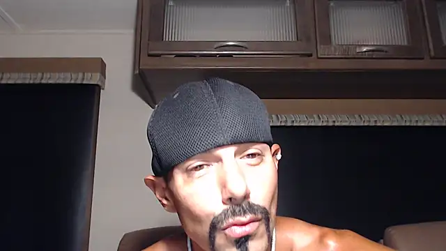 ThickD2C Webcam Show