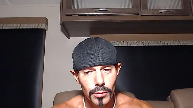 ThickD2C's Webcam Show