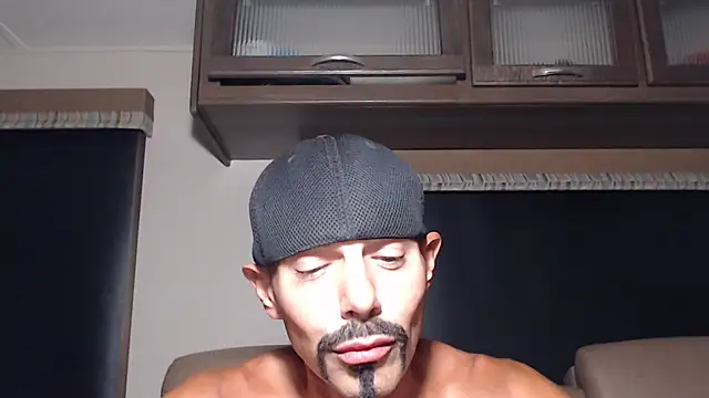 ThickD2C Webcamshow