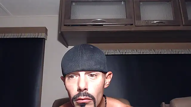 ThickD2C 网络视讯表演