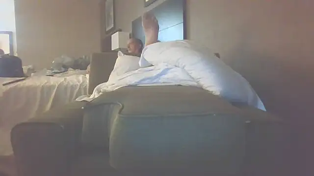 Yankeedave420 Show in webcam