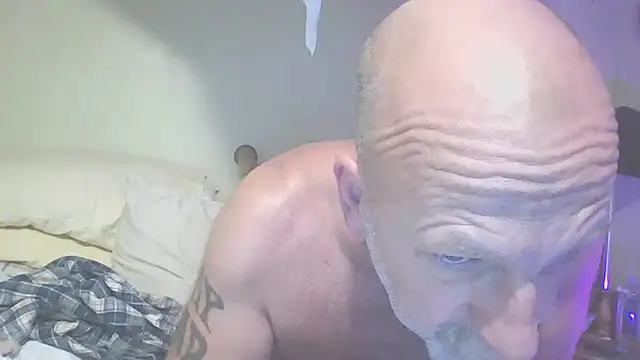 Yankeedave420's Webcam Show