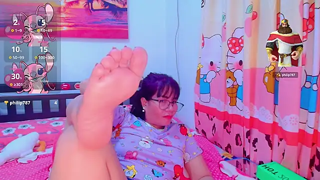 Chat +18 de Elegantpinay25 ao vivo