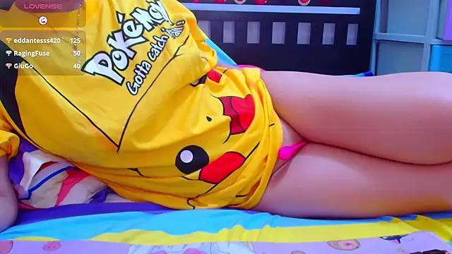 Chatroom XXX en direct de Elegantpinay25