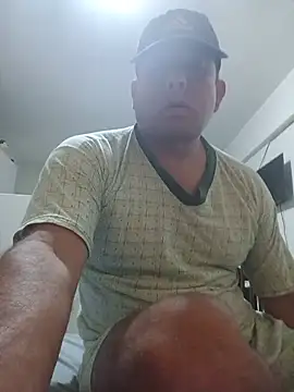 chicoguapo8 webcam show