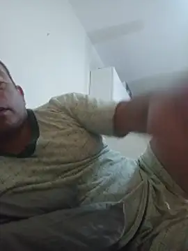 chicoguapo8's Webcam Show