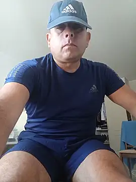 Show modela chicoguapo8 na web-kameri