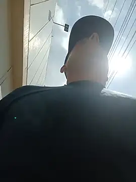chicoguapo8's Webcam Show