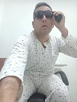 chicoguapo8 在線直播表演