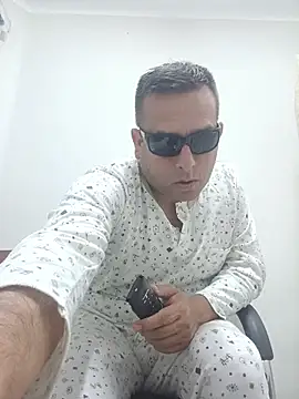 chicoguapo8 webcam show